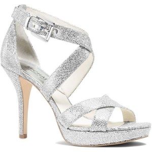 MK slightly used heels size 8.5